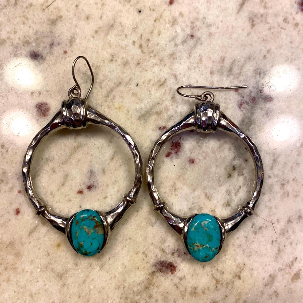 Silver / turquoise earring
